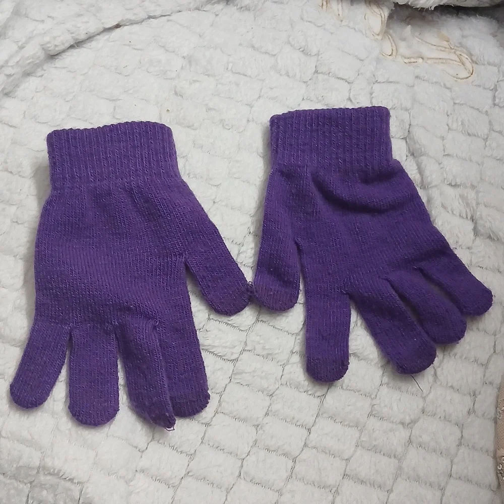 Purple Knit Gloves girls